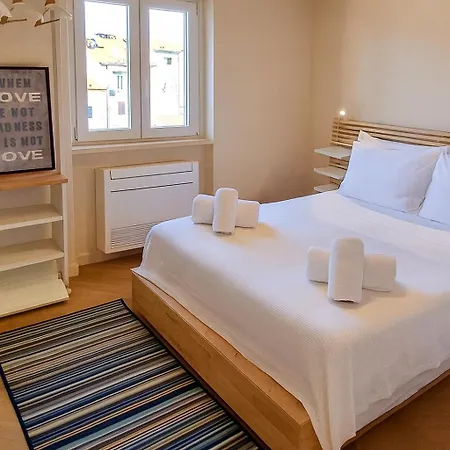 Lejlighed Front - Attic Viareggio